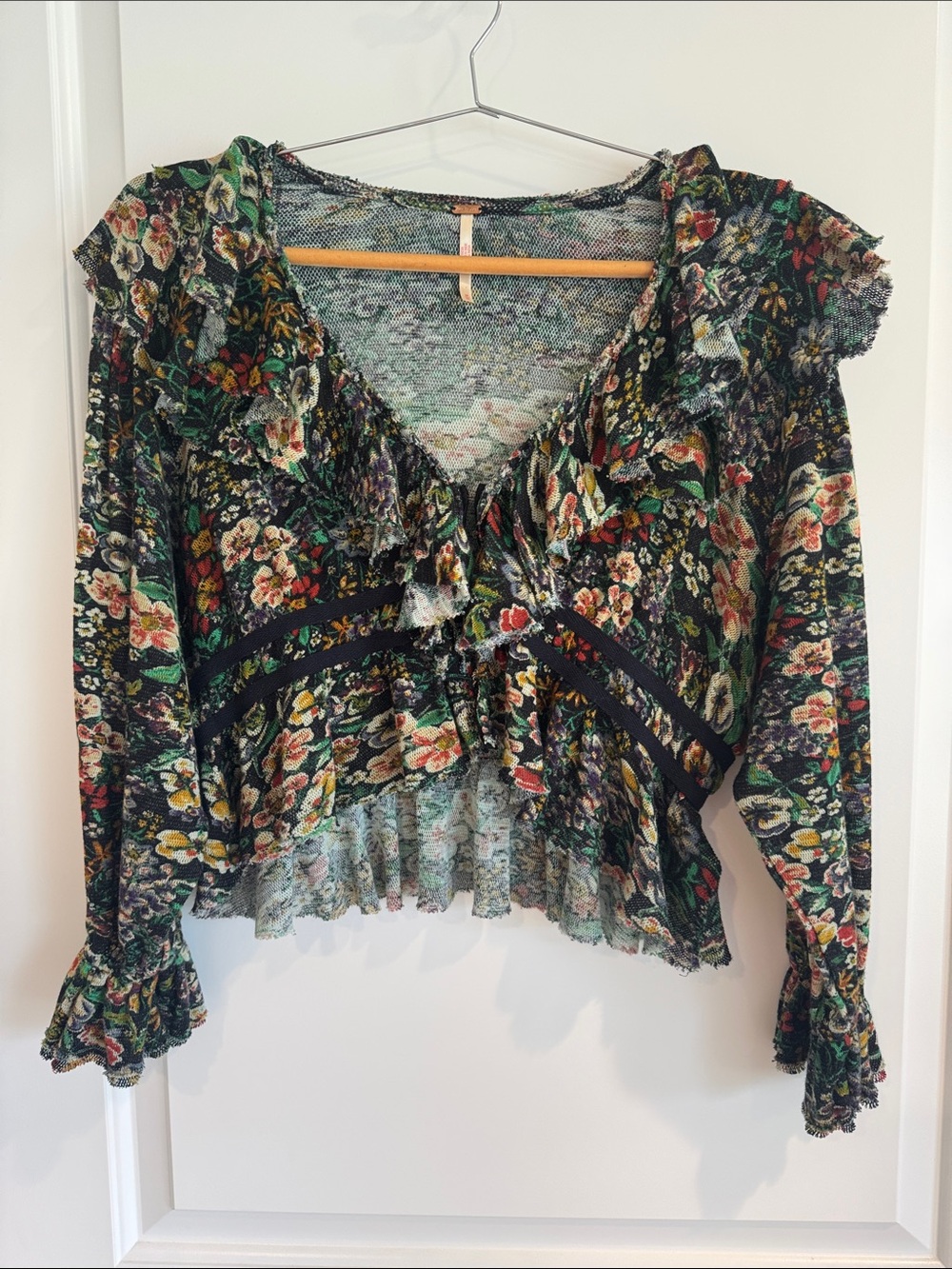 Free People Rudi Ruffle Blouse Night Garden Floral Crop Top Medium Boho